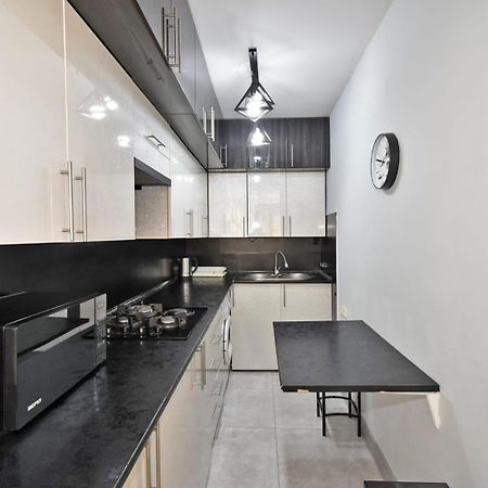 יירבאן Luxury Spacious Apartment On Saryan Street.Centre מראה חיצוני תמונה